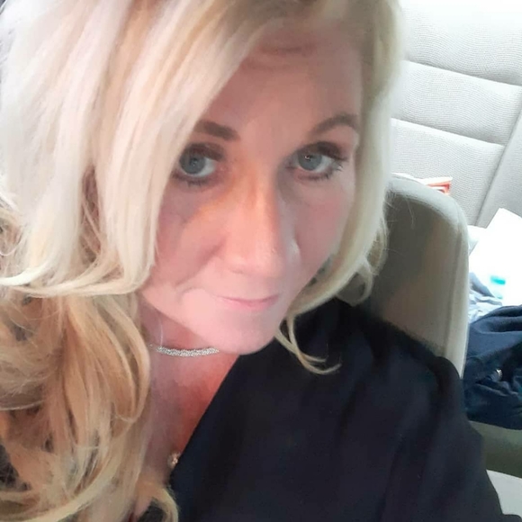 Meet your Posher, Kelly - Picture 1 of 2